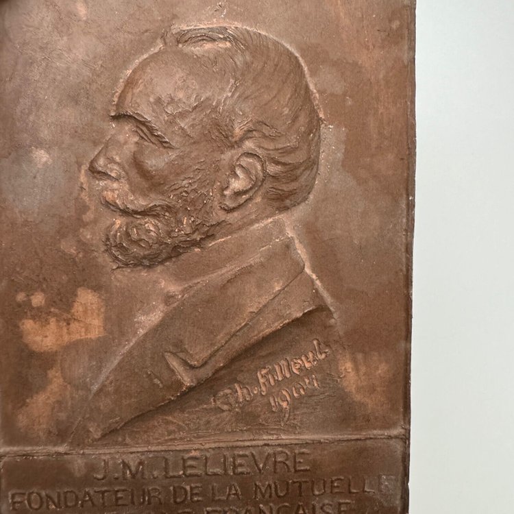 Plaque bas-relief en terre cuite J.-M. Lelièvre par Charles Filleul 1904