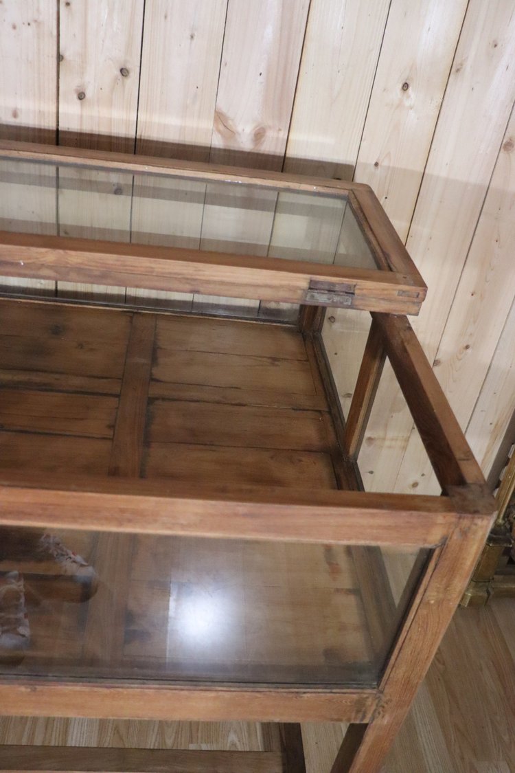 Ancienne Vitrine/présentoir De Magasin En Pin