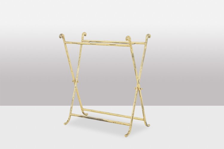 Jansen. Console in ottone dorato e marmo bianco. Circa 1970. LS4683607U