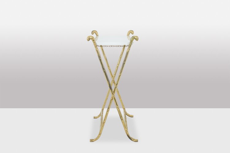 Jansen. Console in ottone dorato e marmo bianco. Circa 1970. LS4683607U