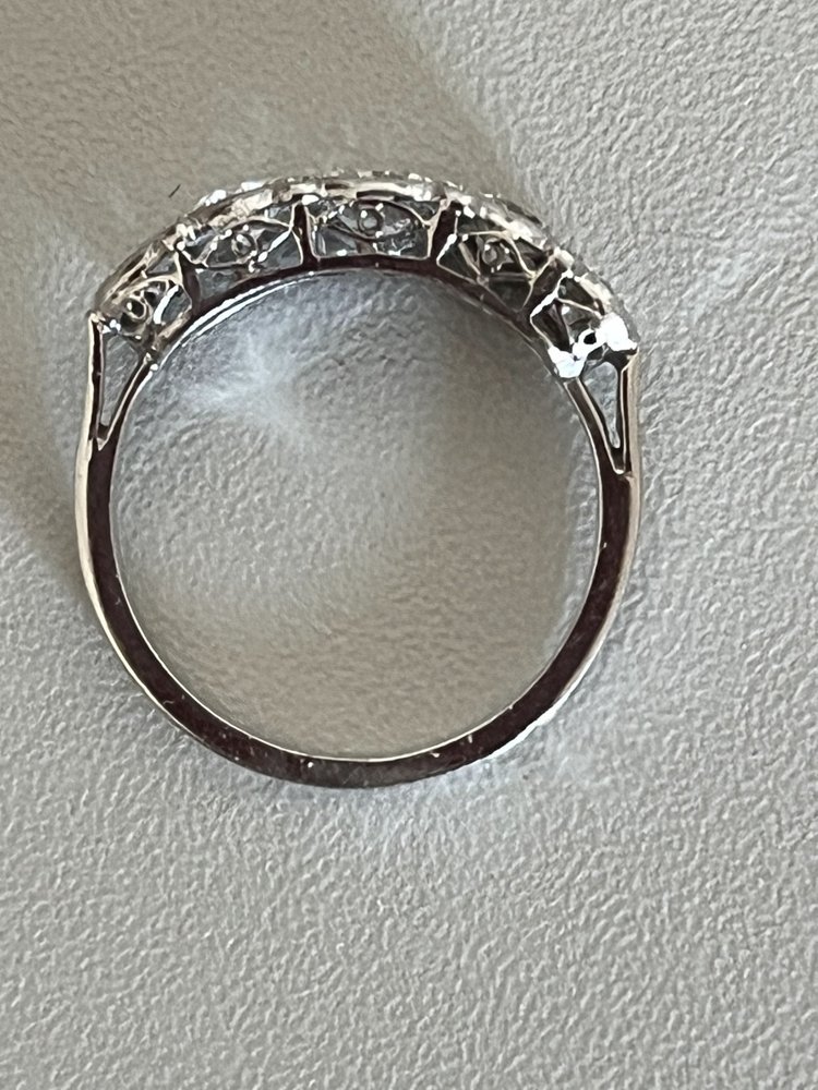 Anello giarrettiera in platino con diamante da 1,00 carato