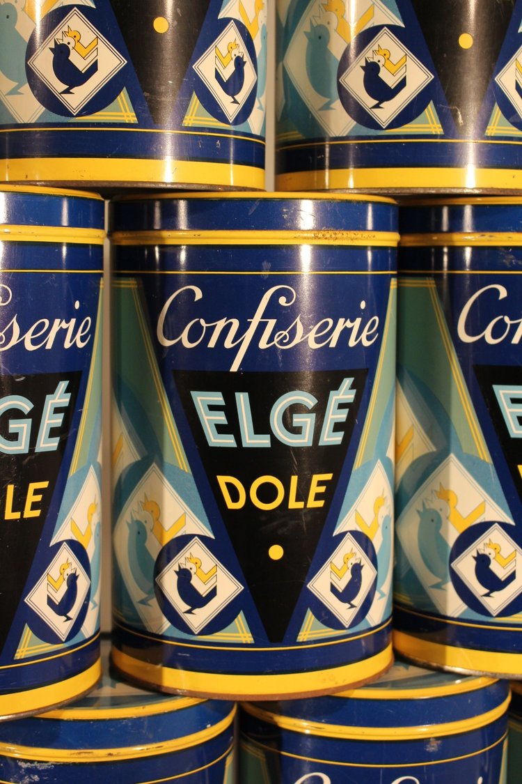 Boîte publicitaire de la confiserie ELGE