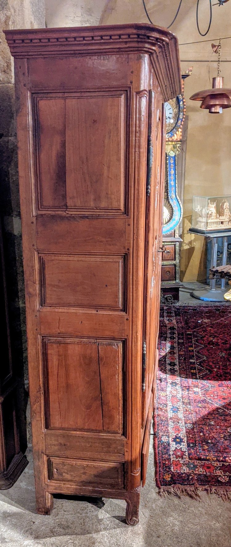 un beau meuble d'Art Populaire...