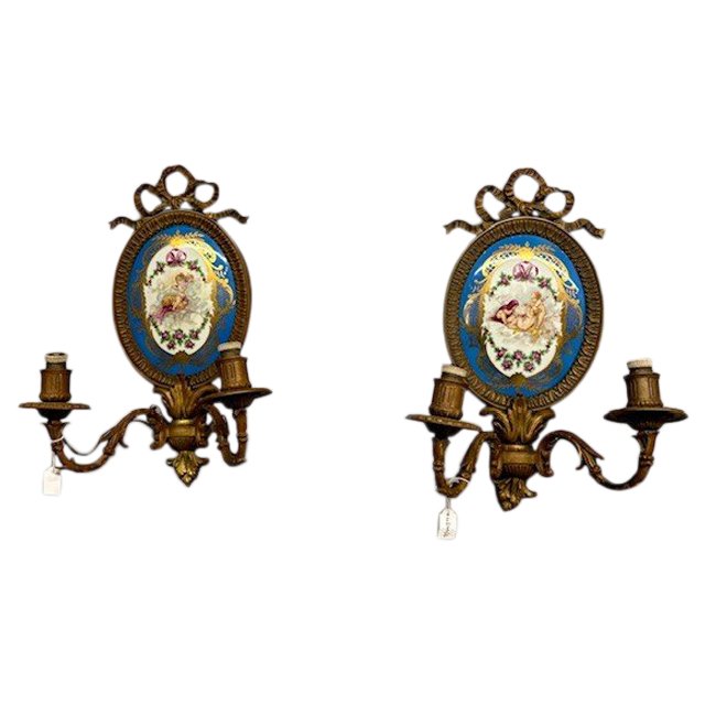 Antica coppia di applique bronzi con placca dipinta. Prima metà 900 Limoges Francia 