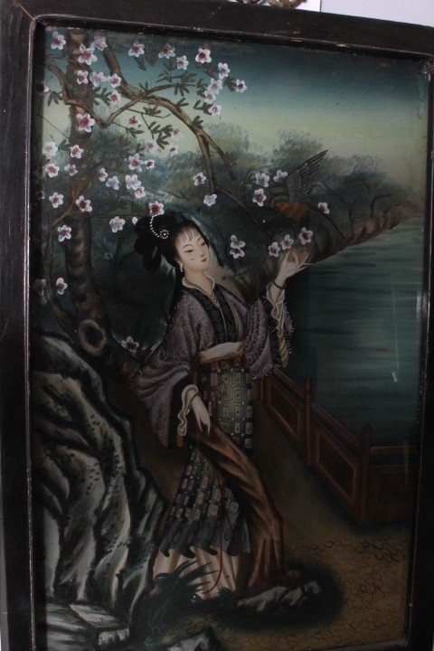 Antico dipinto su vetro Geisha Giapponese primi 900 . Mis 52 x 35 