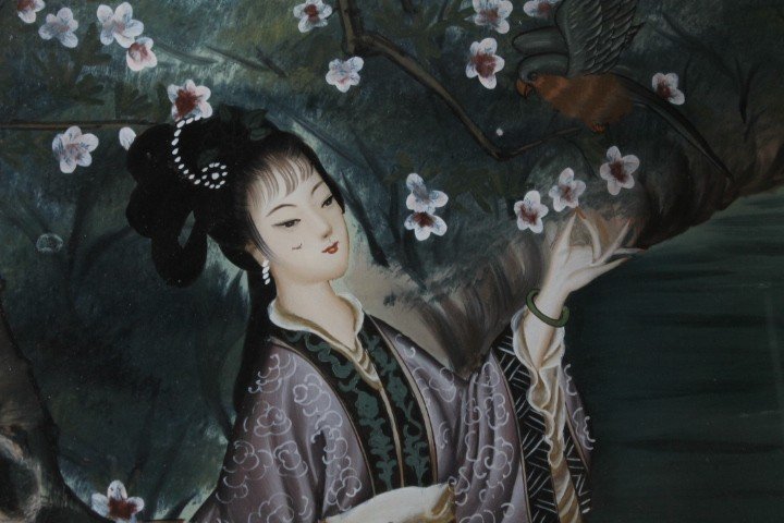 Antico dipinto su vetro Geisha Giapponese primi 900 . Mis 52 x 35 