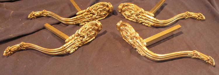 4 portes embrases à rideaux en bronze style Louis XVI ép. 19ème bronze ameublement décoration