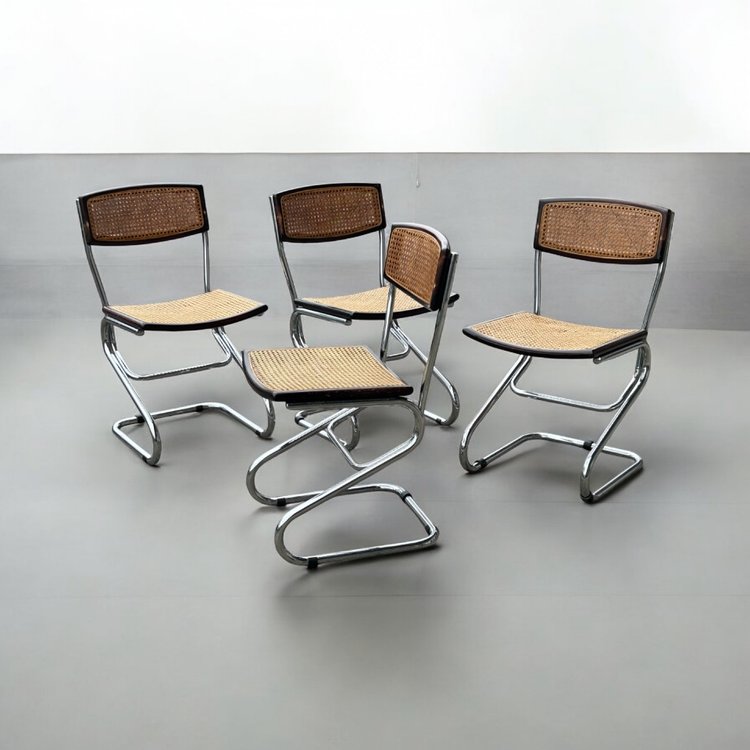 Suite Von Vier Rohrstühlen Vintage Italien Bauhausstil Marcel Breuer Um 1970