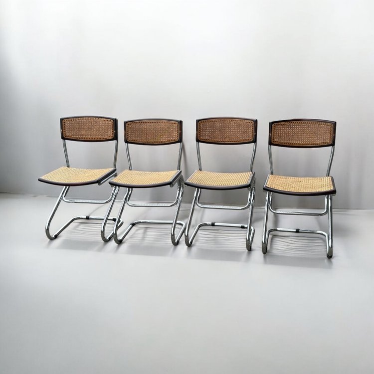 Suite Von Vier Rohrstühlen Vintage Italien Bauhausstil Marcel Breuer Um 1970