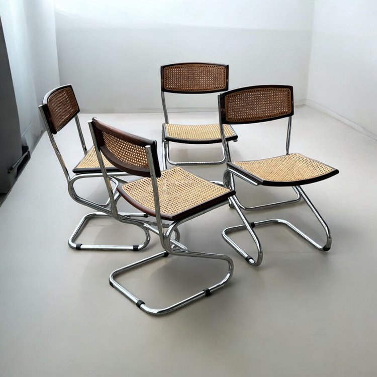 Suite Von Vier Rohrstühlen Vintage Italien Bauhausstil Marcel Breuer Um 1970