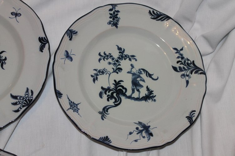 10 piatti in terracotta firmati Emile Gallé servizio cacciatori e cacciatrici in blu XIX secolo