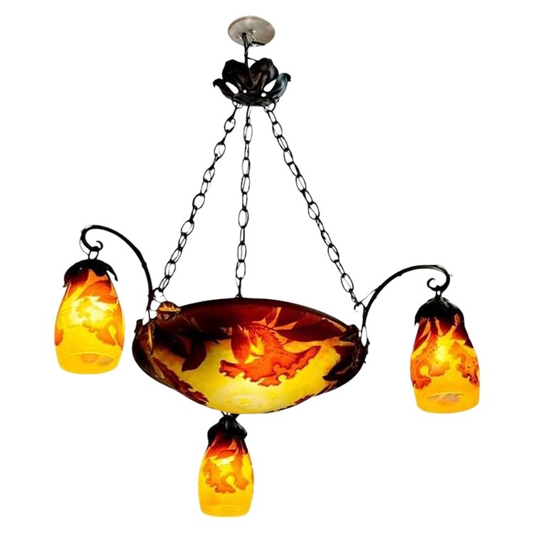 Daum Nancy "Crêtes De Coq" Chandelier