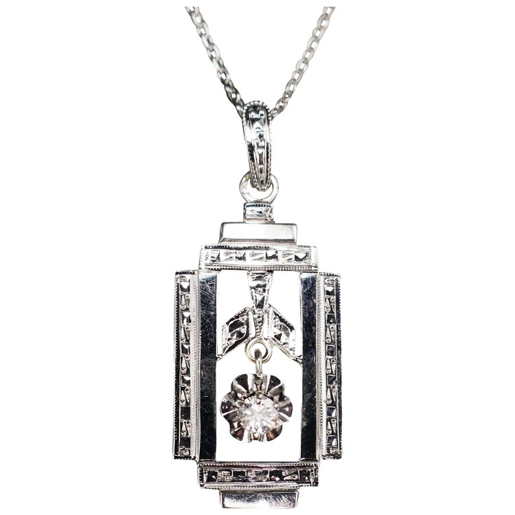 Pendentif Art Déco Diamant, Or Blanc 18 Carats.