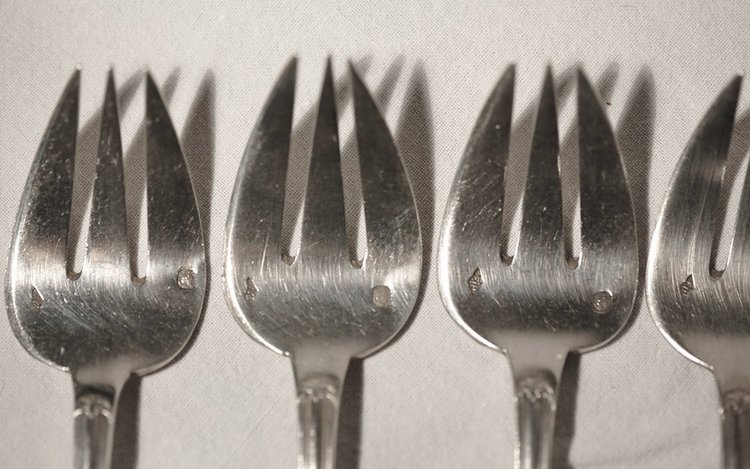 Set of 12 oyster forks  Minerva hallmark 