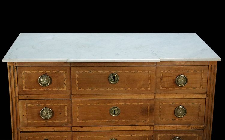 Kommode mit Sprung Louis XVI Epoche XVIII Jahrhundert