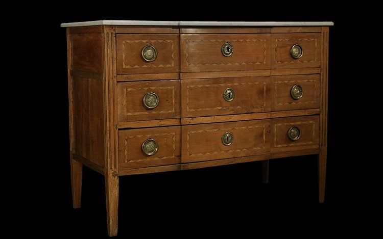 Kommode mit Sprung Louis XVI Epoche XVIII Jahrhundert