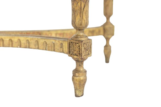 Consolle in legno dorato e marmo breccia di Aleppo. Circa 1780. LS55691657J