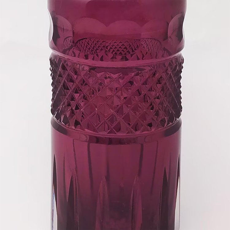 Wunderschöner lila Cocktail-Shaker aus geschliffenem Glas im Bohemian-Stil aus den 1960ern. Hergestellt in Italien