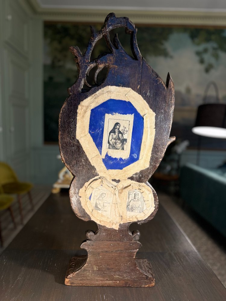 Large Reliquary Monstrance with Five Relics – 18th Century