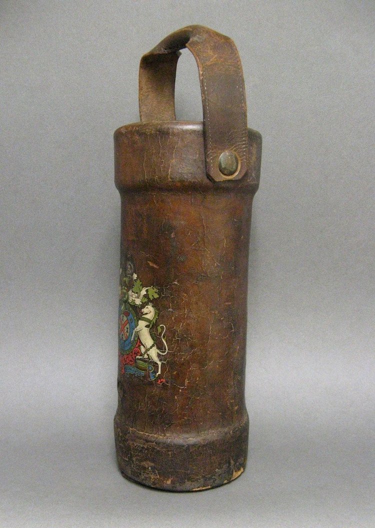 Seau A Cordite En Cuir, Porte Munitions Royal Navy XIXe. Blason Royaume-uni.