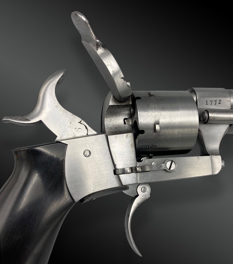 Revolver a spillo di Joseph Célestin Dumonthier Francia, 1870 circa.