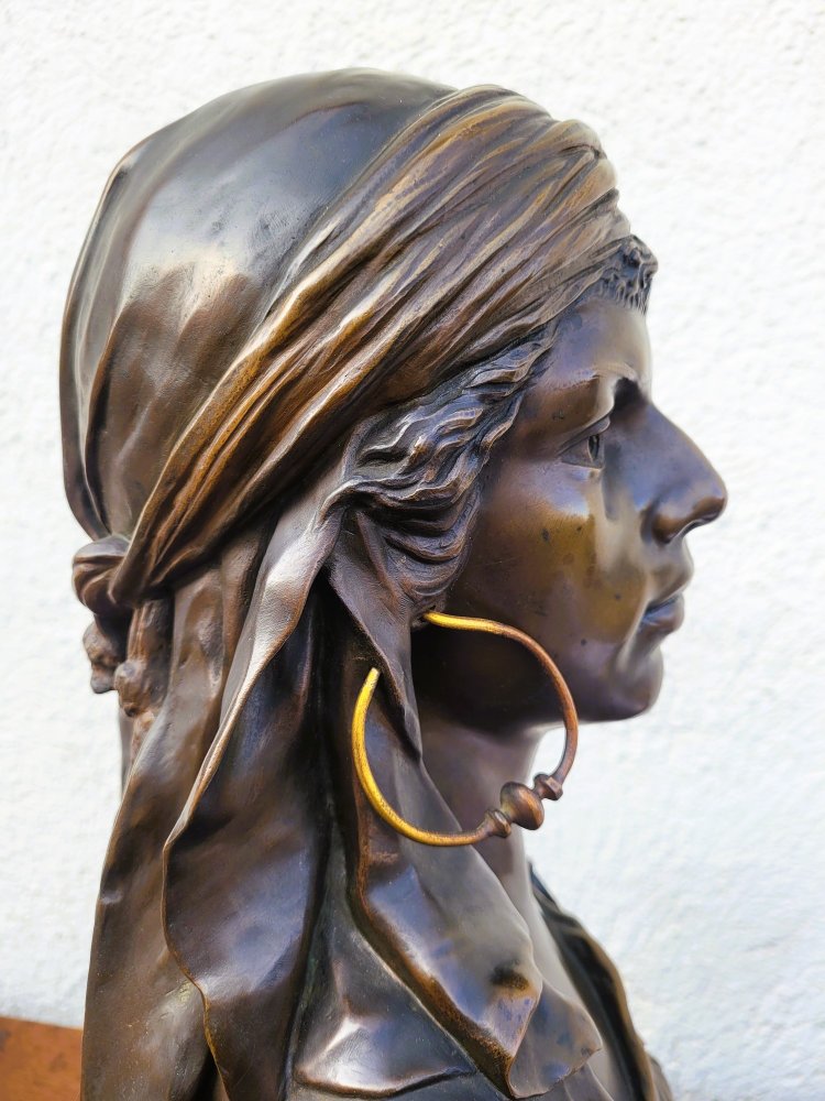Picault - Dalila, scultura in bronzo firmata, fine del XIX secolo