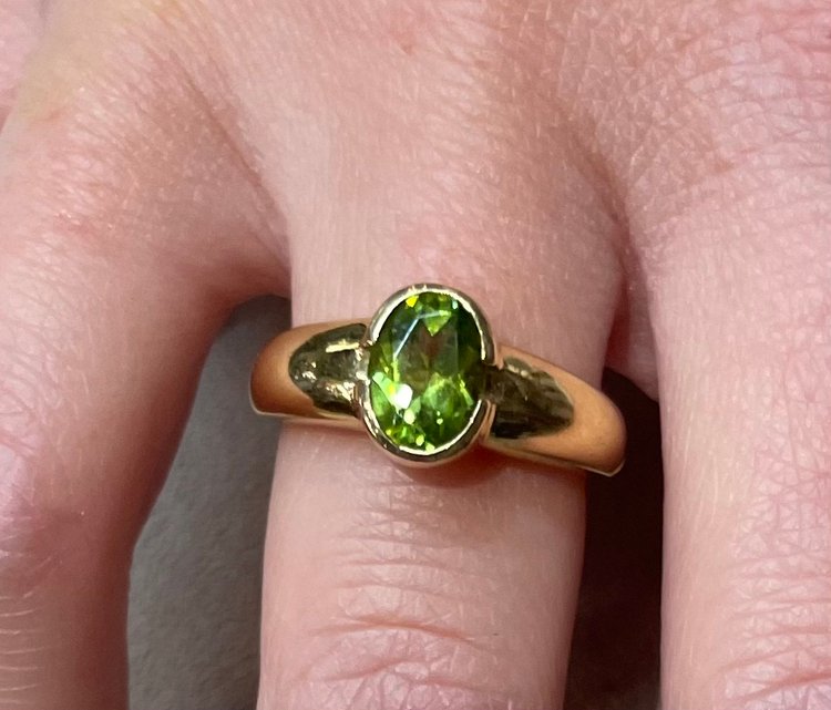 Bague jonc peridot
