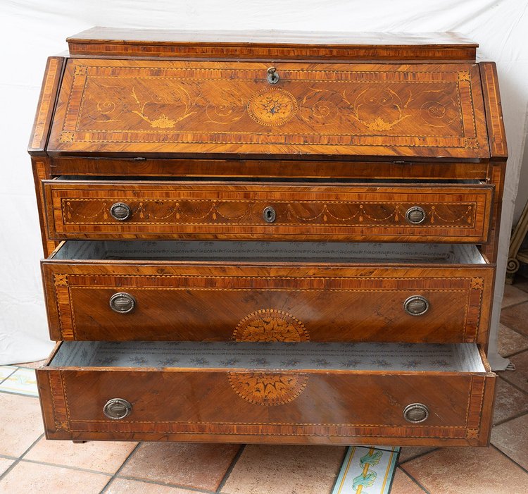 Alter Louis XVI-Schreibtisch Lombardei (Italien) 18. Jahrhundert.
