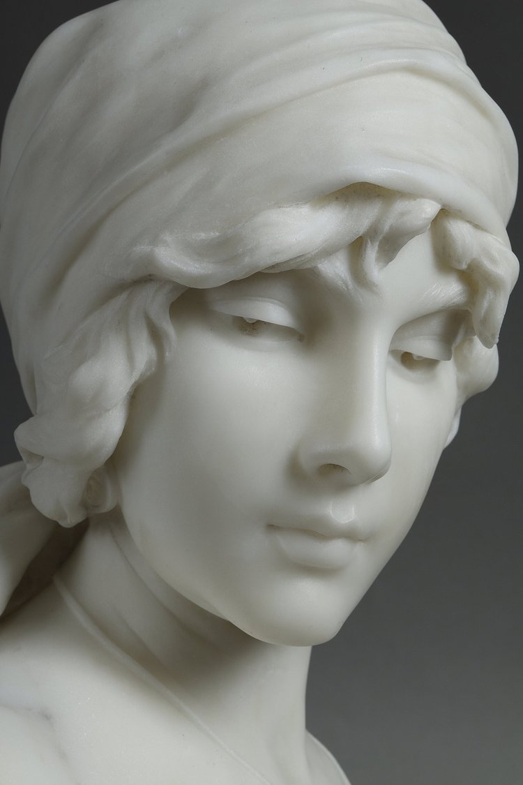 Busto in marmo della “Ragazza di Boemia” di Emmanuel Villanis