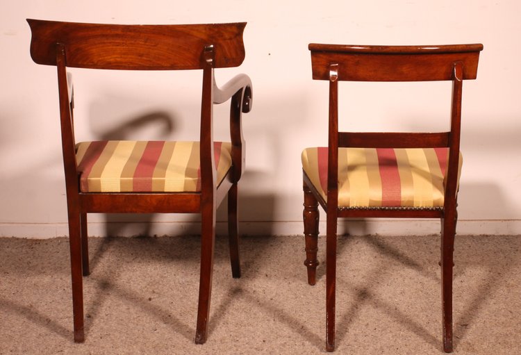 Set Of 6 Chairs And Two Armchairs In Mahogany - 19th Century