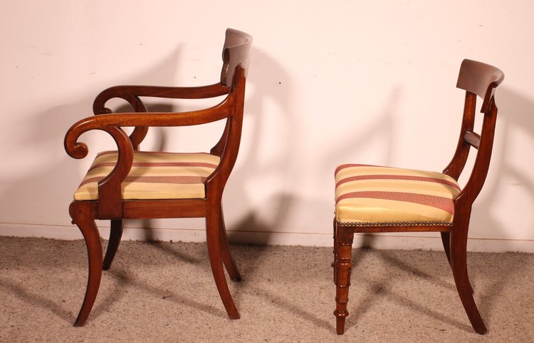 Set Of 6 Chairs And Two Armchairs In Mahogany - 19th Century
