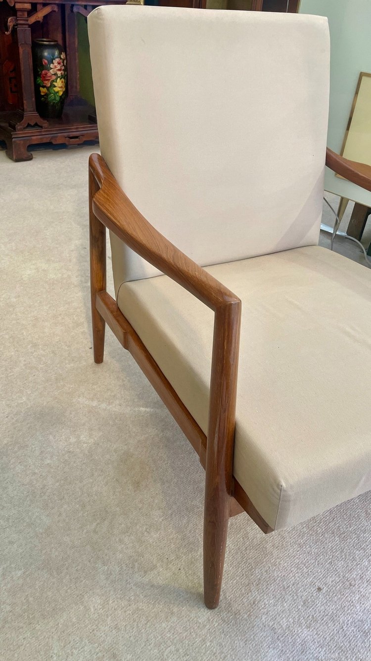 Poltrona dal design scandinavo, probabilmente Danimarca, XX secolo 