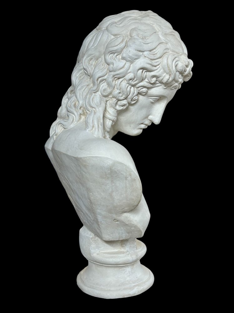 Busto in gesso di Eros di Centocelle o Amore di Prassitele Epoca XX Secolo H 62 Cm