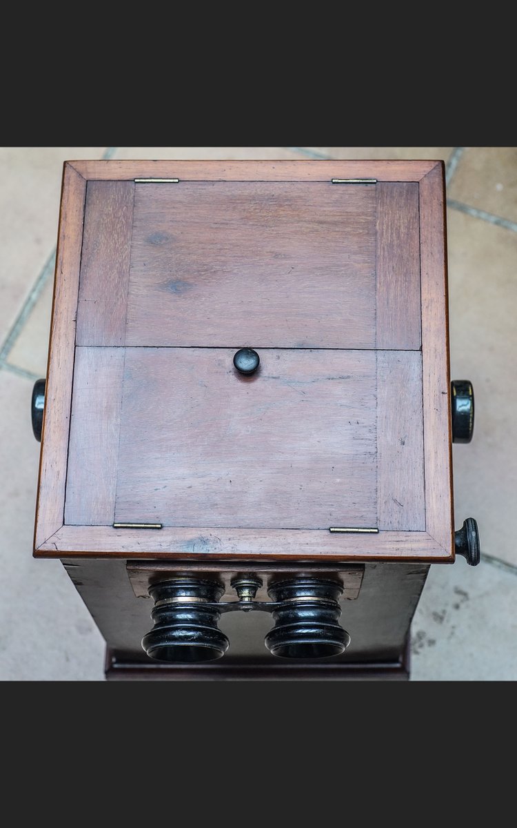 Stereoscopic terminal, 50 glass or cardboard plates, 8.5 X 17 cm