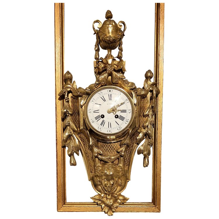 Großes Wandkartell aus gemeißelter und vergoldeter Bronze im Louis-XVI-Stil, Zeit Napoleons III., 19. Jahrhundert 