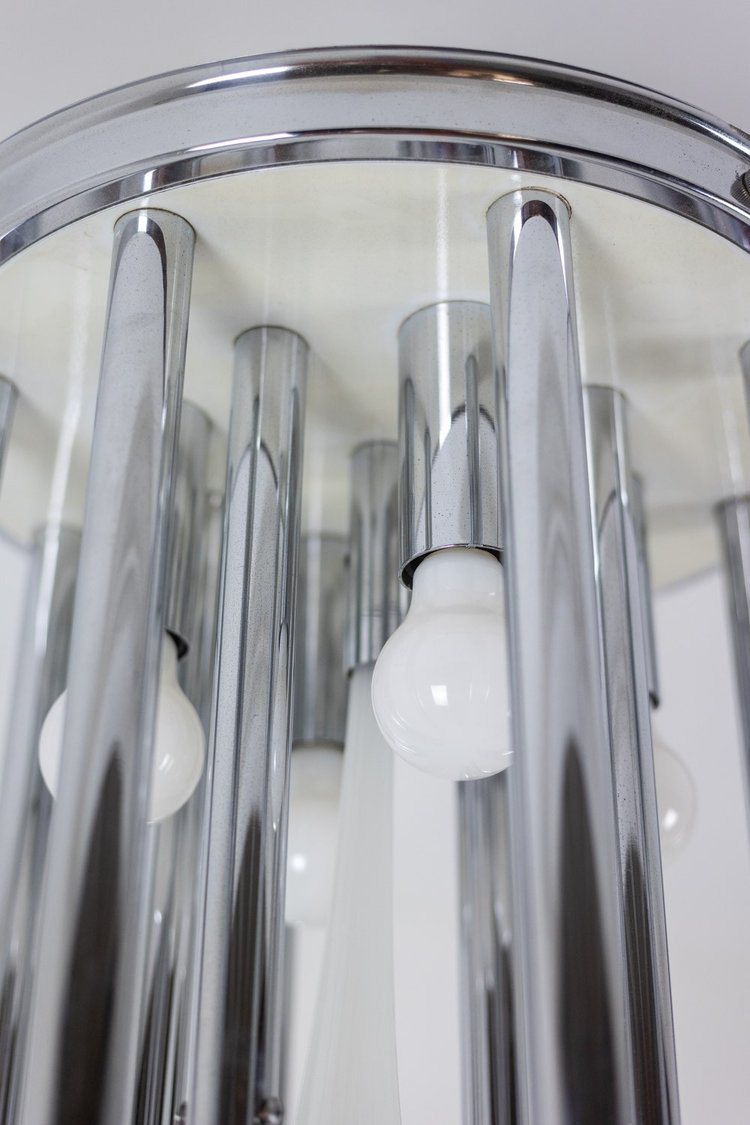 Lampadario in vetro di Murano e metallo cromato. Anni '70