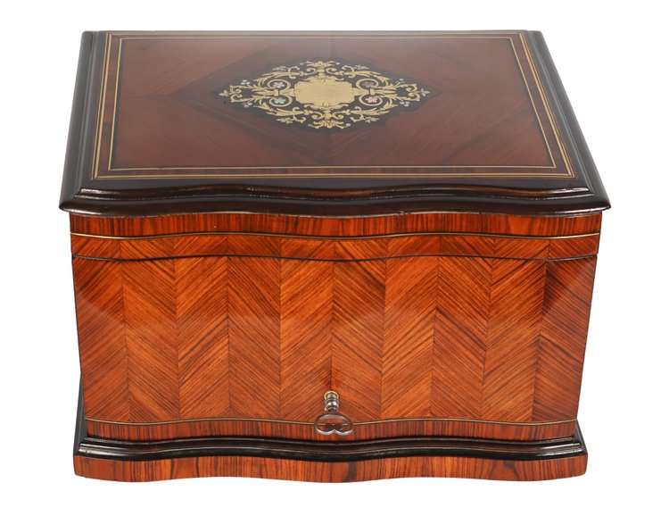 Marquetry cigar cellar from the Napoleon III period
