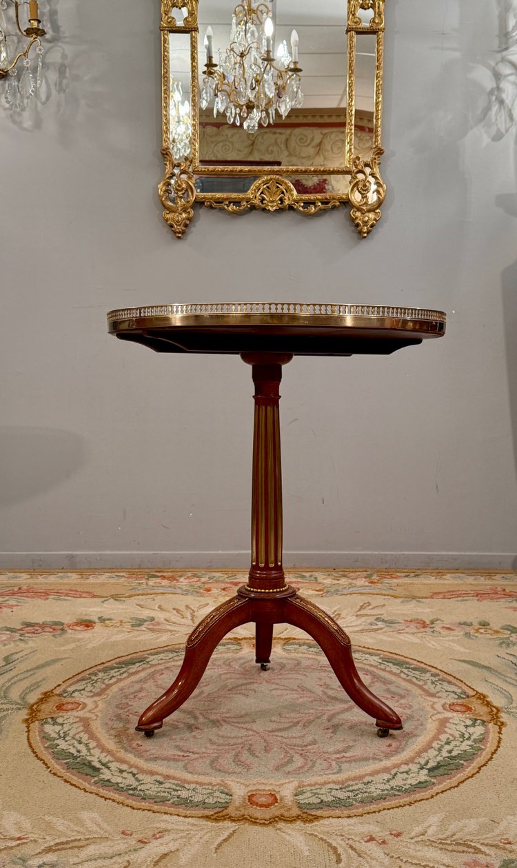 Gueridon Basculant En Acajou d'Epoque Louis XVI, Vers 1780