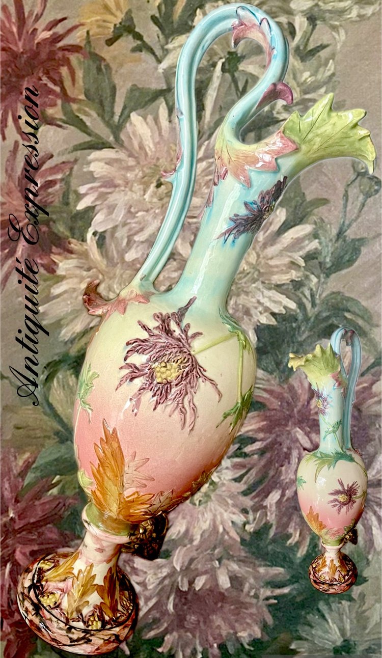 DELPHIN MASSIER (1836-1907). Aiguière en barbotine, fin du XIXeme  à Vallauris.