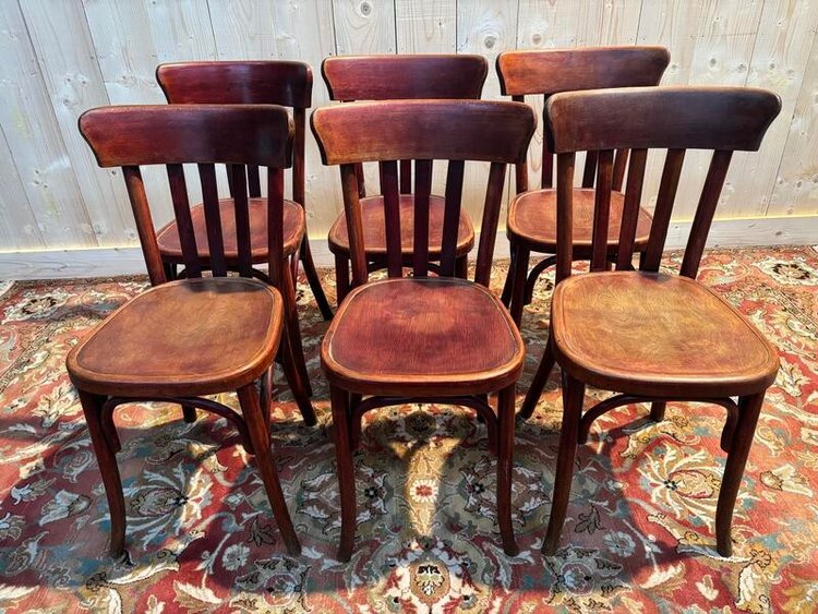 Set of 6 Fischel bistro chairs