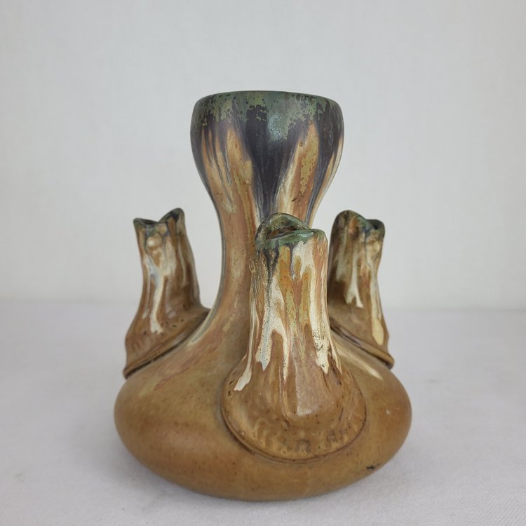 Vase en grès signé à la pointe Alfred Lebret (1871-1955).