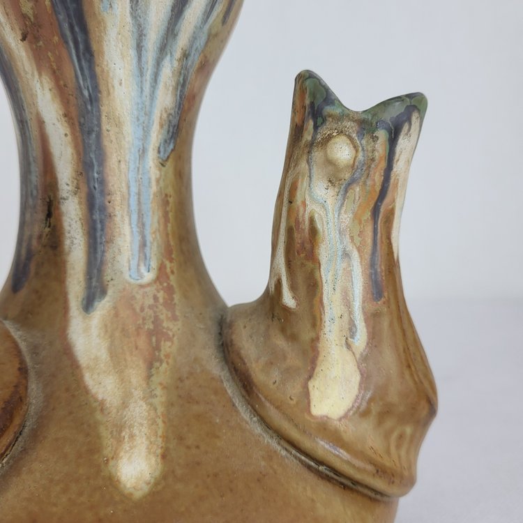 Vase en grès signé à la pointe Alfred Lebret (1871-1955).