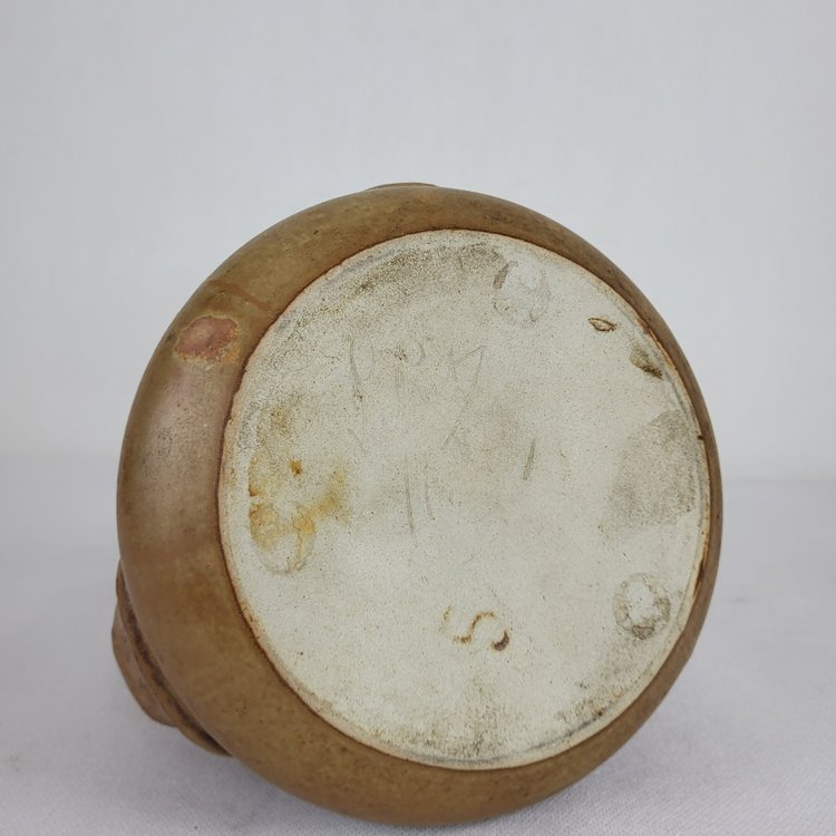Vase en grès signé à la pointe Alfred Lebret (1871-1955).