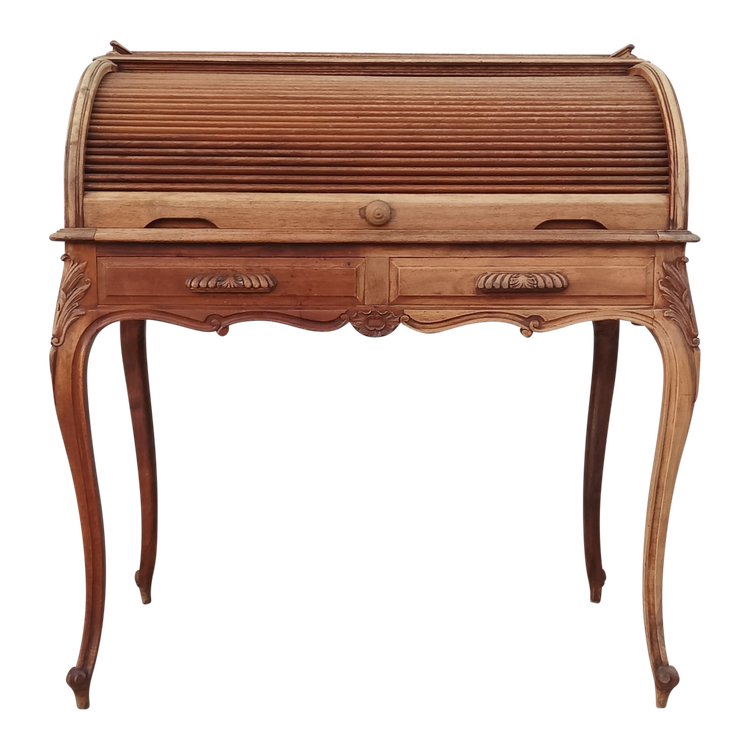Bureau cylindre Louis XV en noyer