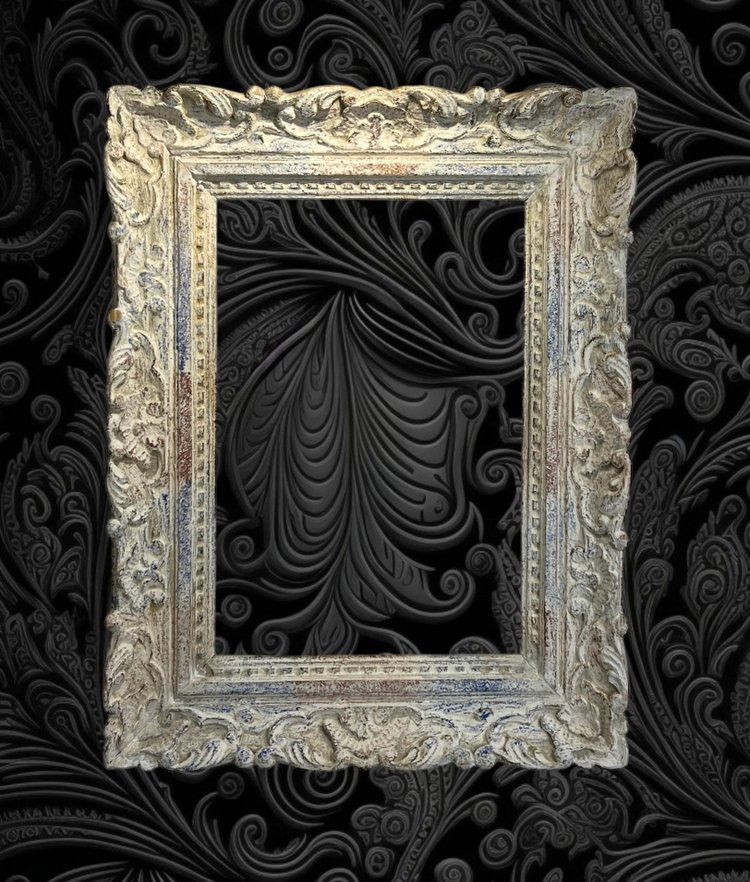 OLD MONTPARNASSE FRAME IN CARVED WOOD WITH PATINA FOR PAINTING 46 cm x 32 cm
