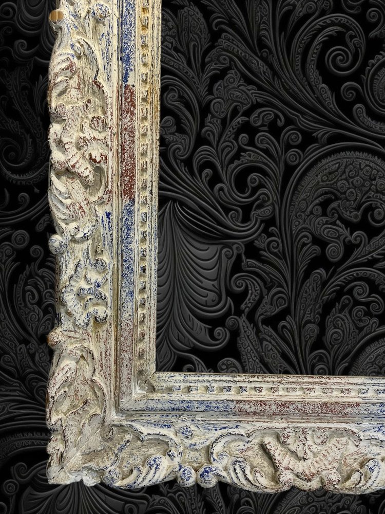OLD MONTPARNASSE FRAME IN CARVED WOOD WITH PATINA FOR PAINTING 46 cm x 32 cm