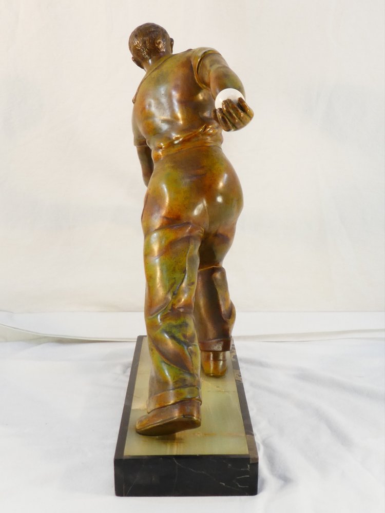 Statua regolamentare con base in marmo e onice Il Giocatore di Bocce