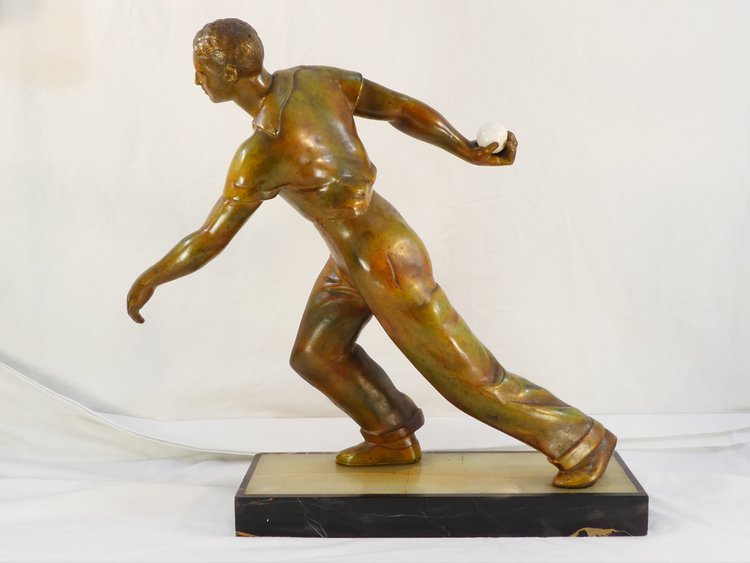 Statua regolamentare con base in marmo e onice Il Giocatore di Bocce