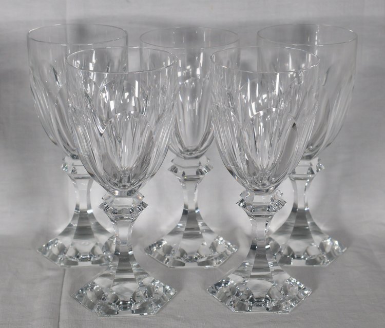 Série de 11 Verres à eau modèle CHAMBORD de la cristallerie de ST LOUIS.