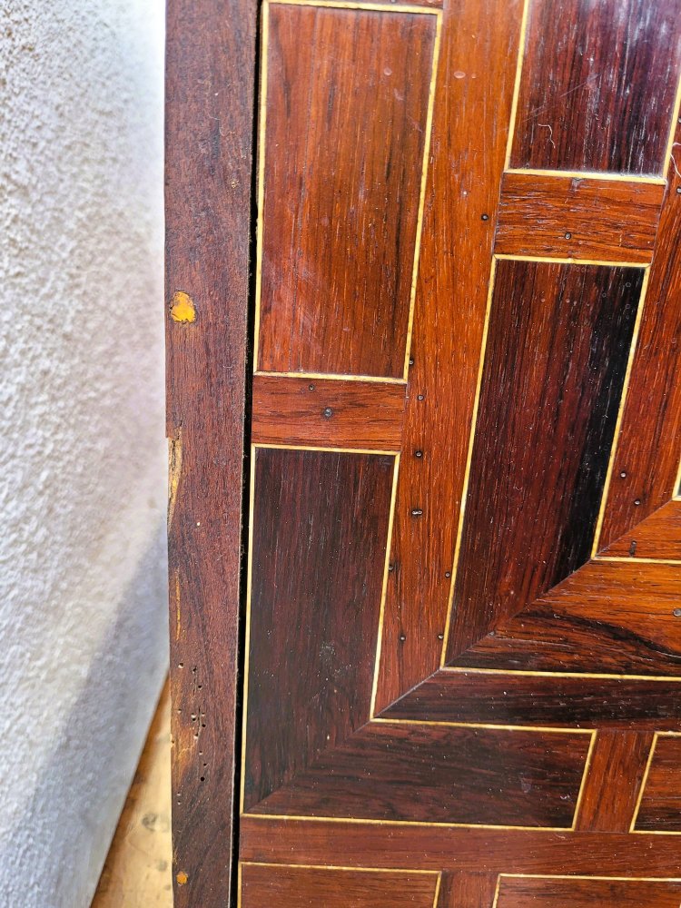 Schrank mit Schubladen aus Palisander, 17. Jahrhundert